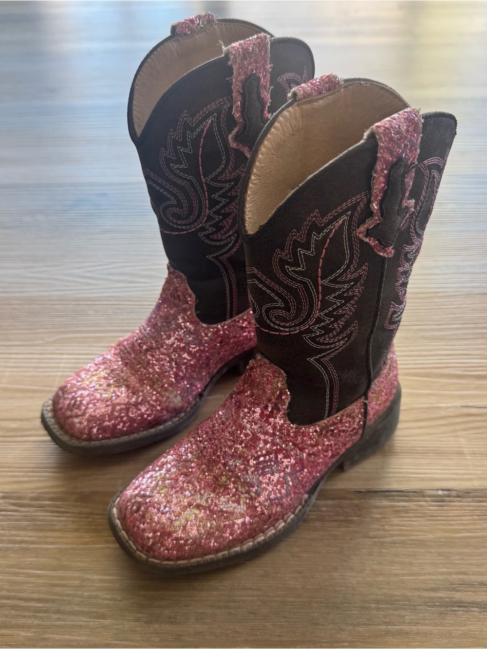 Girls Roper Little Kids Tan Cowboy Boot - Sparkly Pink Beige/Tan Interior